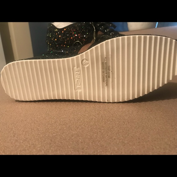 Shoes - Picture 3 of 3